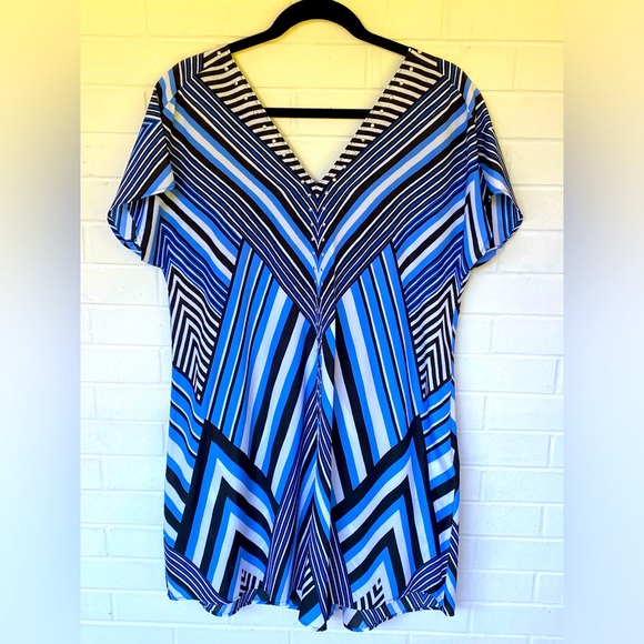 NWOT MICHAEL Michael Kors Striped Mediterranean Blue
Stud Tunic Silky Dress M - Picture 2 of 14